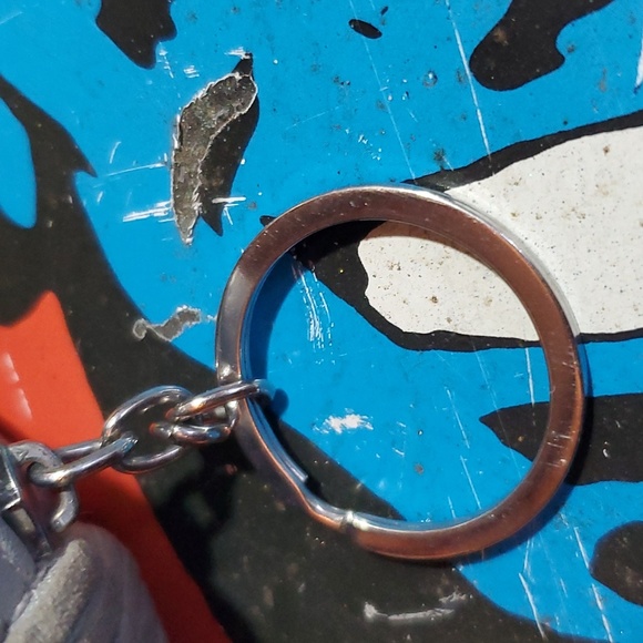 Pineapple Coin Purse Keychain - Picture 4 of 4